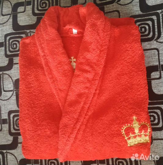 Халат махровый с вышивкой