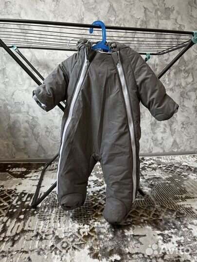 Продам зимний комбинезон р 74-80