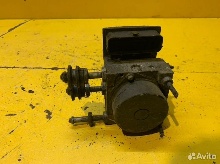 Блок ABS (насос) Volkswagen Polo 2008-2015