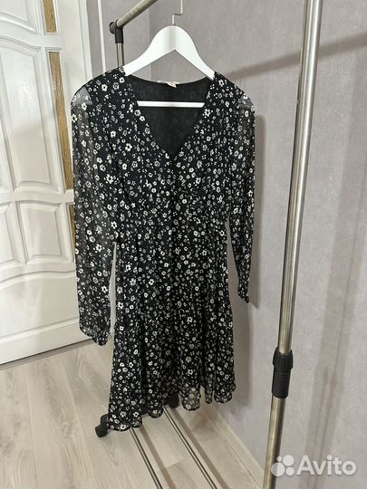 Платье женское 42 44