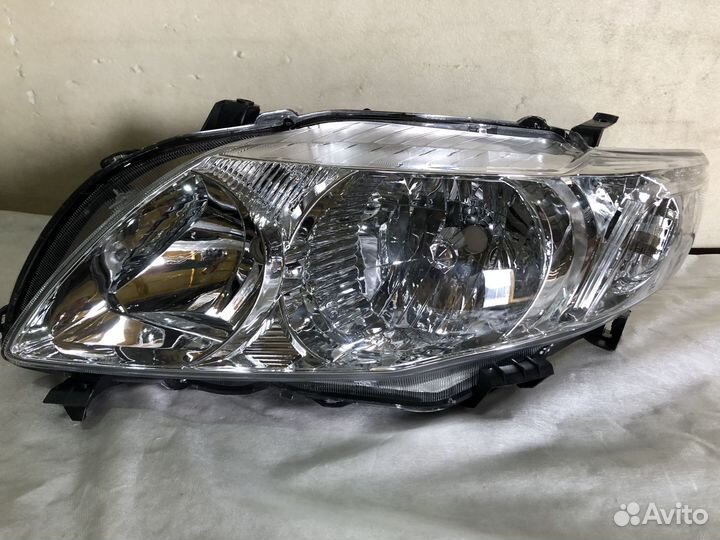 Фара Toyota Corolla 150