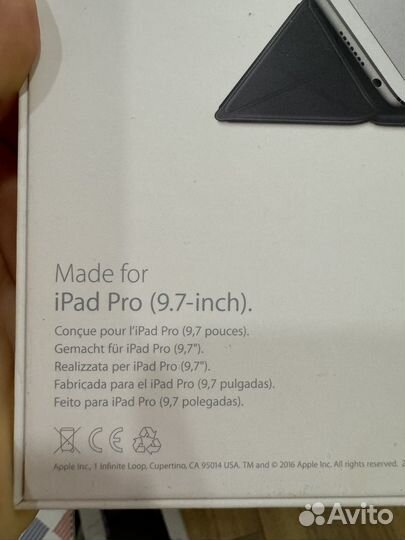 Чехол-клавиатура Apple SMART keyboard 9.7