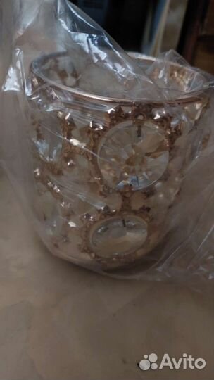 Красивая подставка для инструментов / кистей