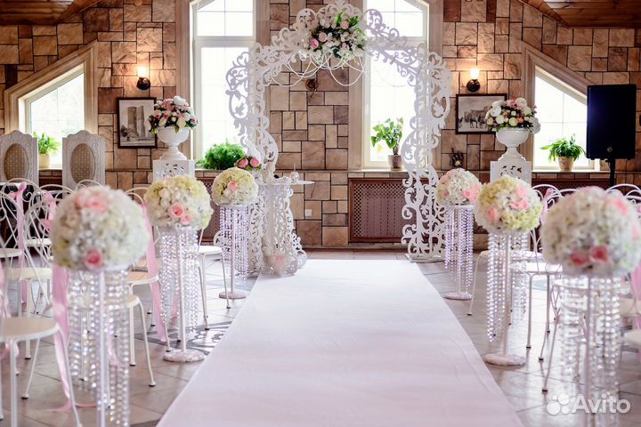 Украшения зала