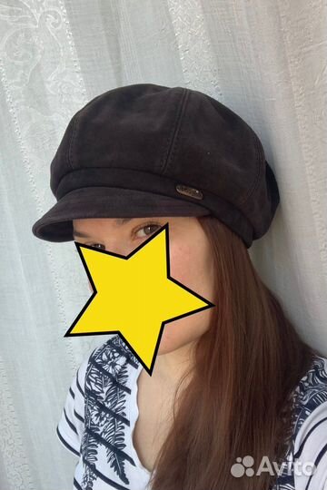 Стильная замшевая кепка женская