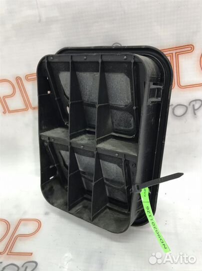 Клапан вентиляции Nissan Qashqai (J10) 2006 - 2010