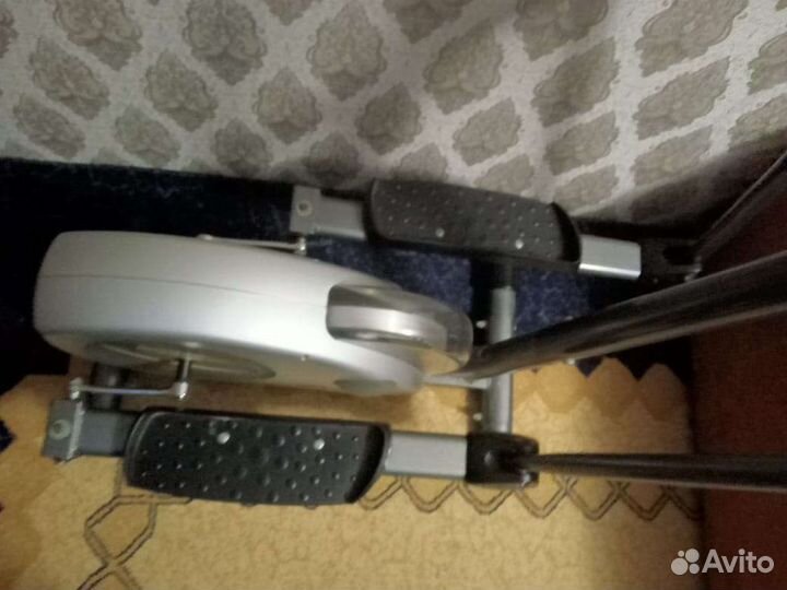 Эллиптический тренажер