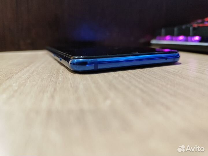 Xiaomi Mi 8 Lite, 4/64 ГБ