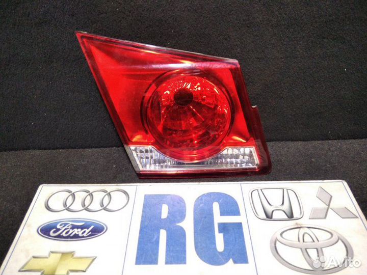 Фонарь левый Chevrolet Cruze седан F16D4 2009