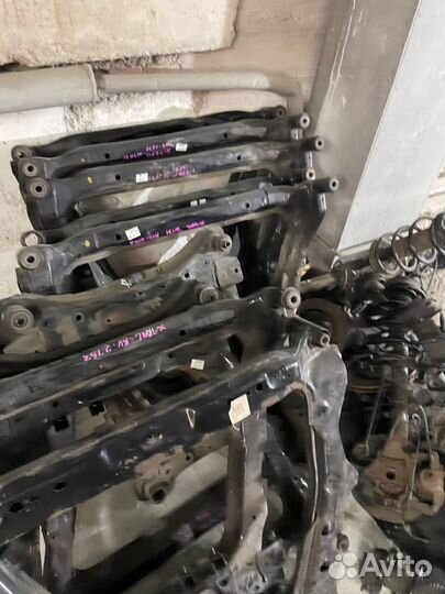 Подрамник на Ниссан x-trail