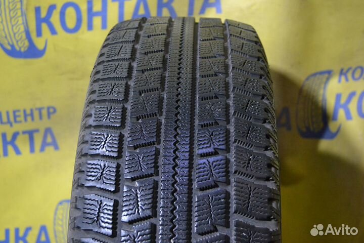 Toyo Observe Garit G30 215/60 R16