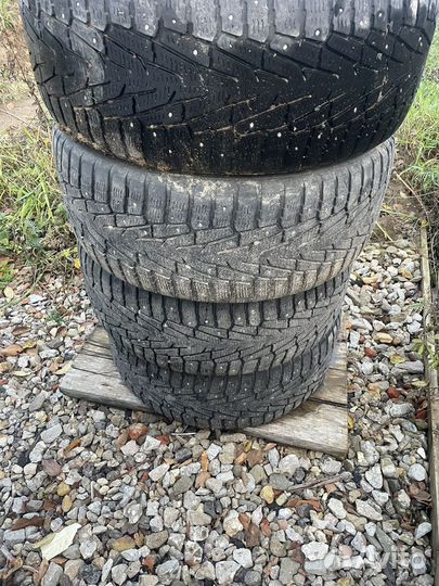 Nokian Tyres Hakkapeliitta 7 SUV 275/45 R20 23J