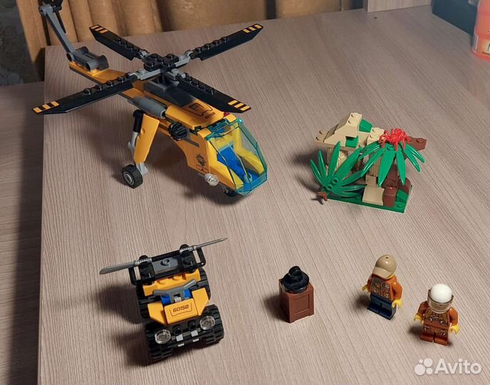 Lego City Грузовой вертолёт исслед джунгл 60158