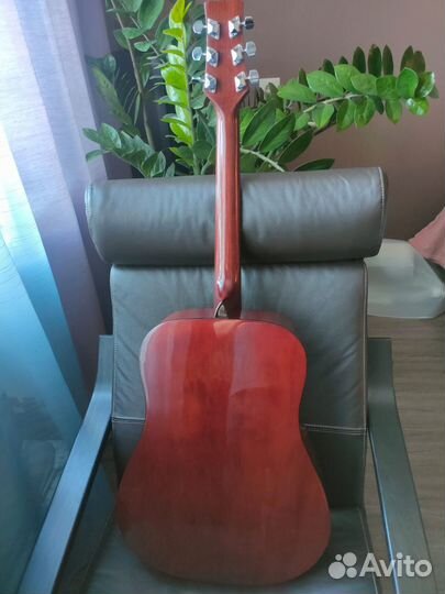 Акустическая гитара Martinez