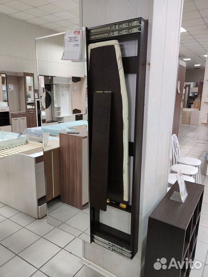 Гладильная доска купе с зеркалом