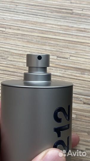 Carolina herrera 212 men 50 ml Оригинал