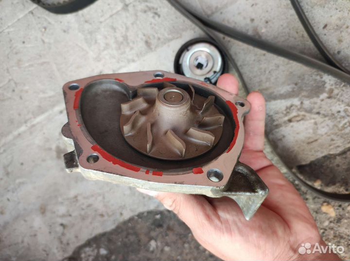 Комплекты ремня грм, генератора с роликами и помпа