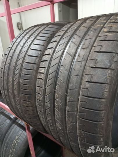 Pirelli P Zero PZ4 305/30 R21 104Y