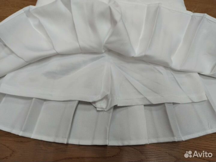 Новая юбка и топик. Боди. Жакет. 42 размер