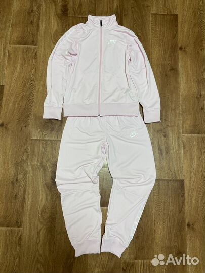 Костюм спортивный Nike
