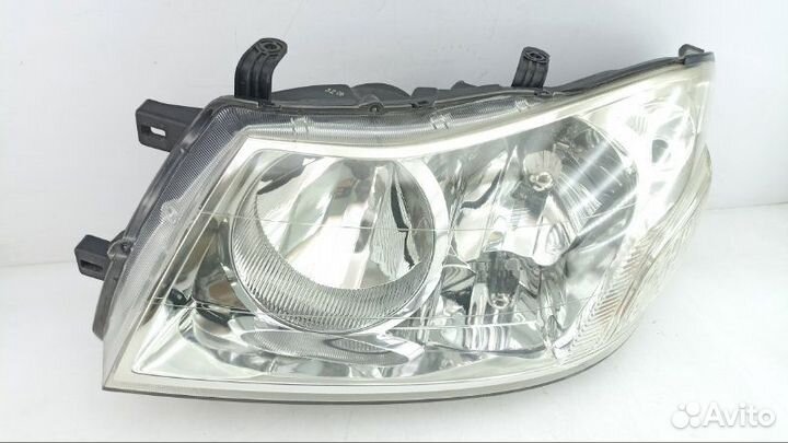 Фара левая Nissan Liberty PM12 2002