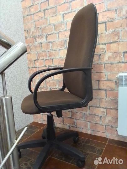 Компьютерный стул