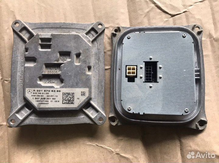 Блок управления фарой Mercedes S-Class W221