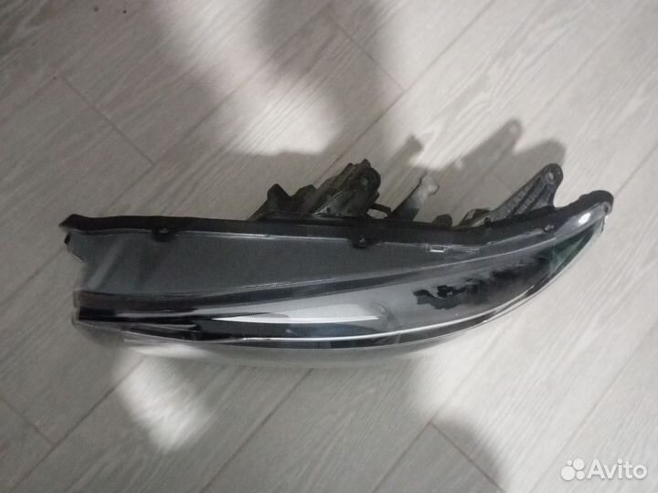 Передняя Фара на весту