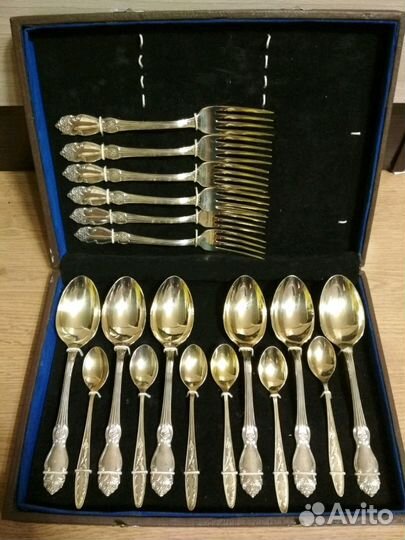 Набор столовых приборов