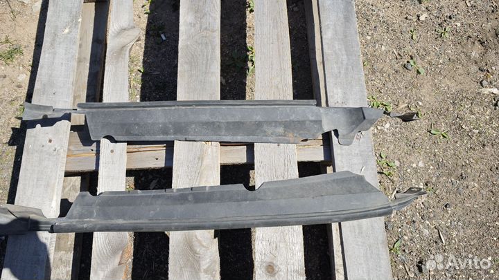 Пыльник крыла правый Land Cruiser 200 с 2007 года