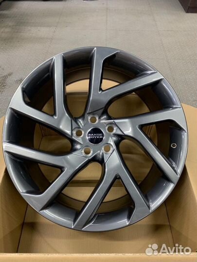 Новые R22 диски на Range Rover