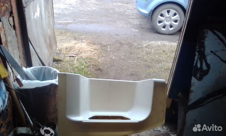 Подножка DAF95ATI правая