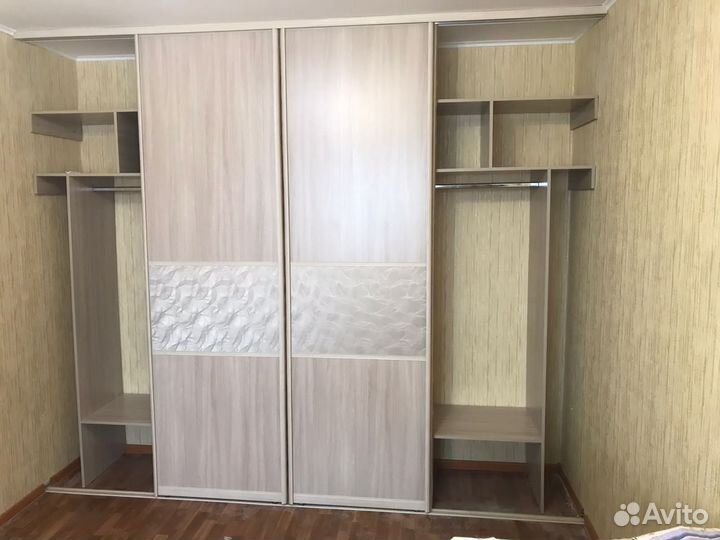 Шкаф-купе 4 двери