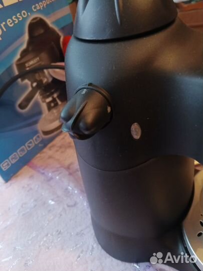 Кофеварка рожковая Scarlett, новая