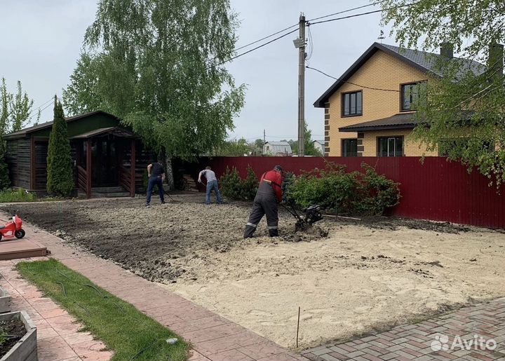 Газон с автополивом для дачи укладка