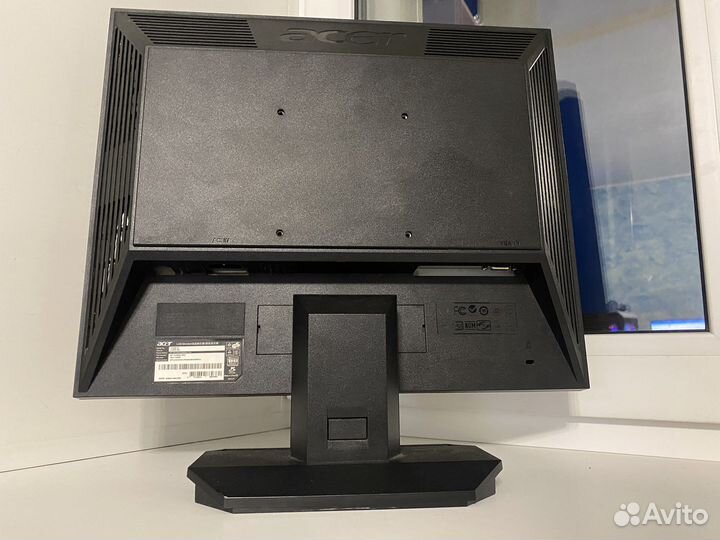 Монитор Acer V193Db