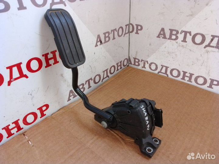 Педаль газа Volkswagen Sharan