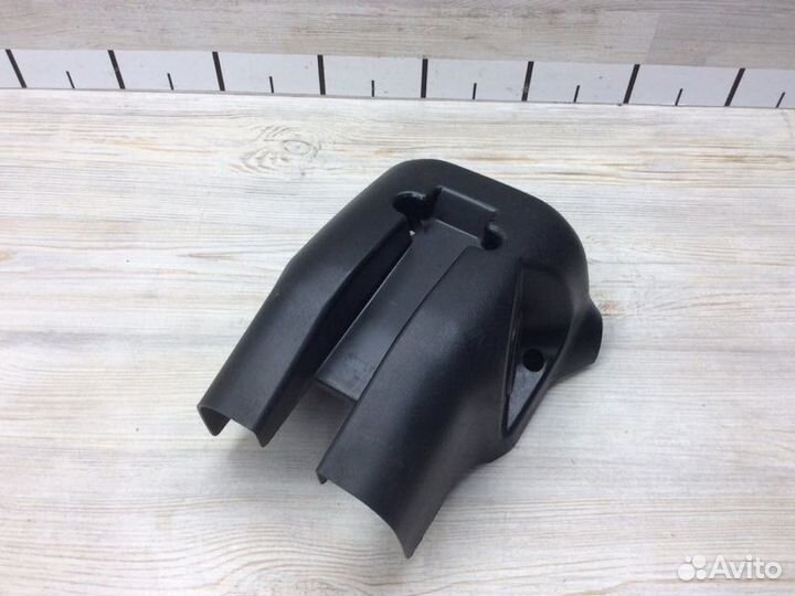 Кожух рулевой колонки Mitsubishi Pajero/Montero