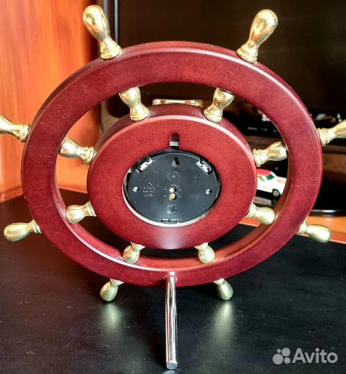 Барометр штурвал