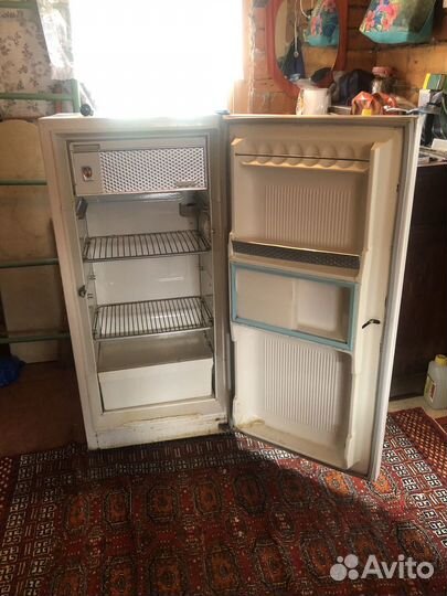 Холодильник на запчасти