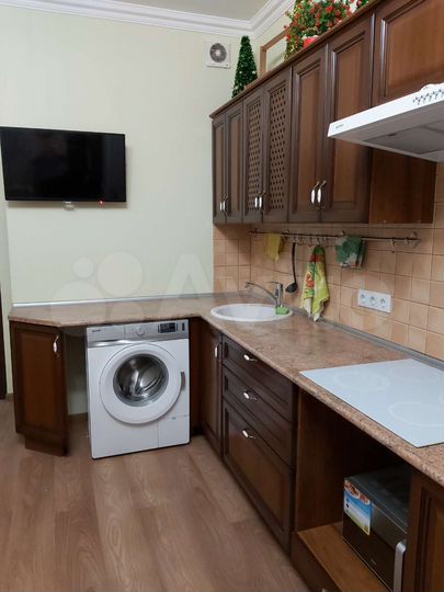 1-к. квартира, 42 м², 14/14 эт.