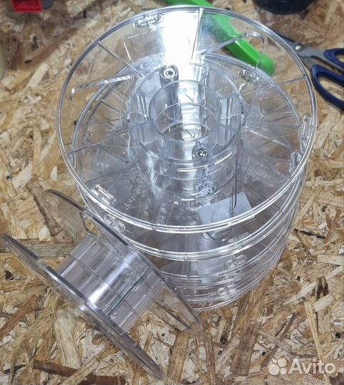 Катушка пластиковая