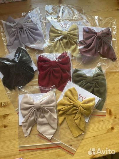 Заколка бант новый