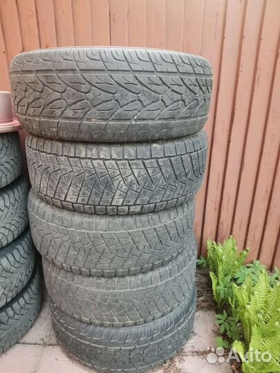 Kumho 722 285/60 R18
