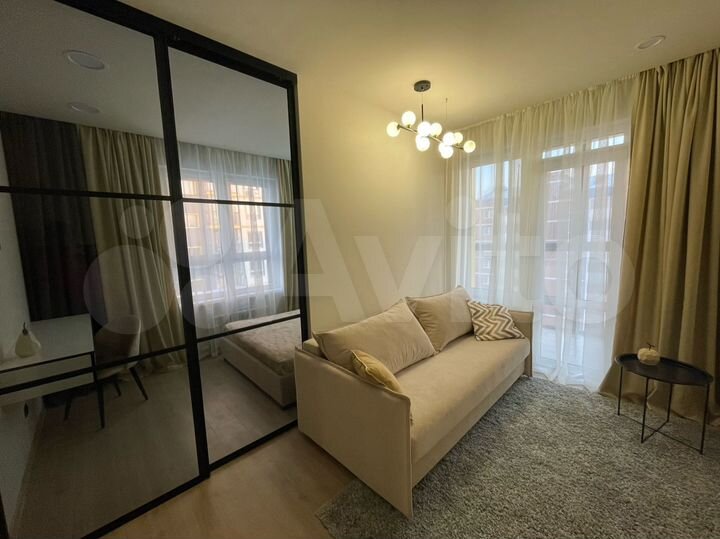 2-к. квартира, 40 м², 8/15 эт.