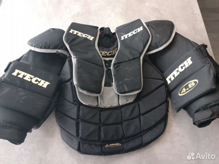 Хоккейная защита груди вратаря