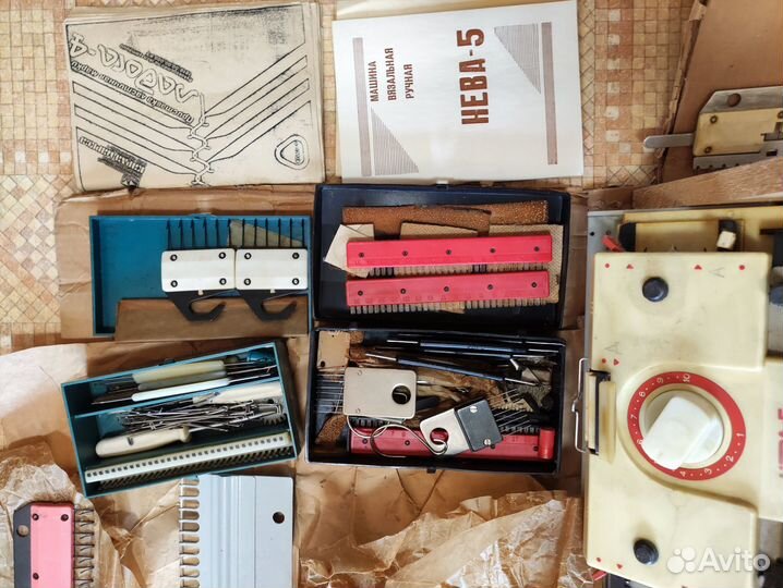 Вязальная машина Нева-5 двухфантурная /резинка/гл