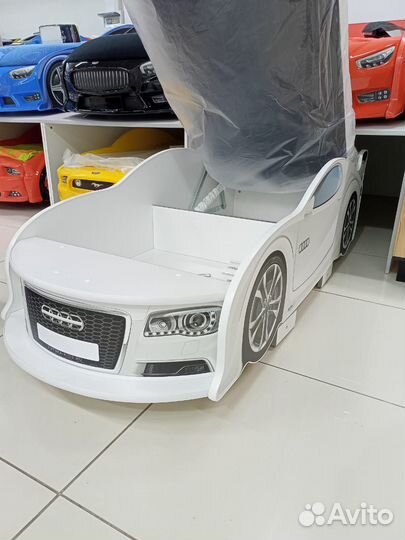 Детская кровать/кровать машина