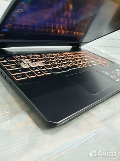 Игровой Asus TUF Gaming FX505DT 15.6