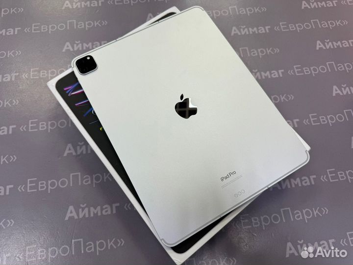 Apple iPad Pro 6gn M2 128Gb LTE Silver + Keyboard